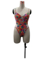 One-piece 024
