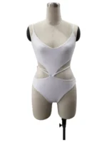One-piece 040