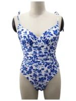 One-piece 049